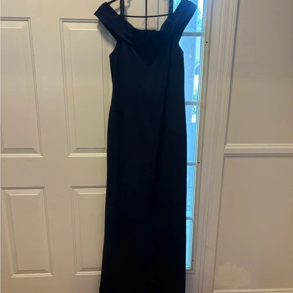 Elegant Ralph Lauren Navy Off-Shoulder Dress - Picture 5 of 7